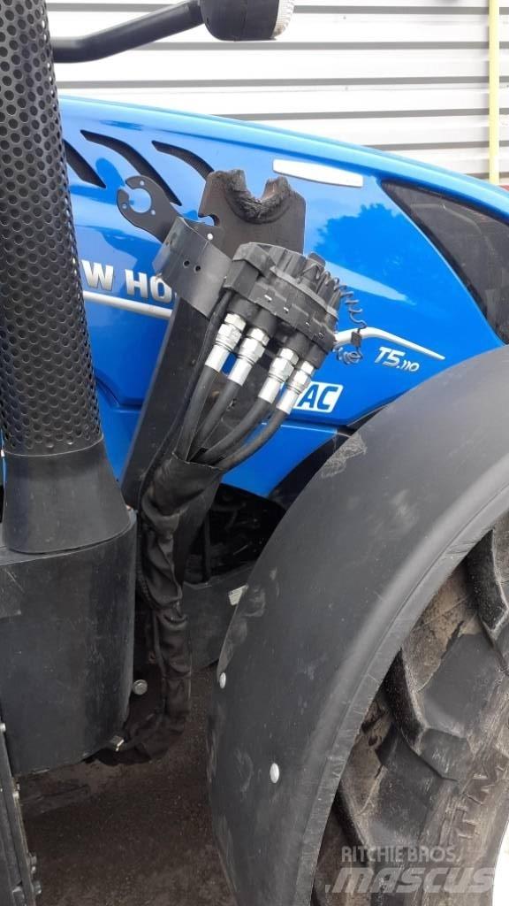 New Holland T5.110 Tractoare