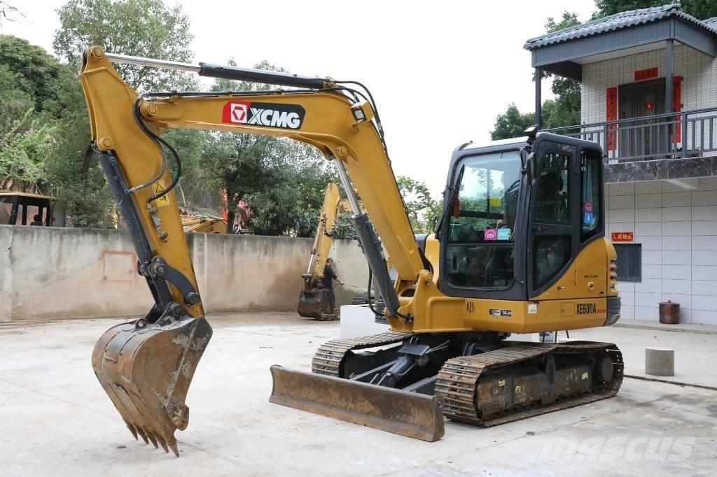XCMG XE 60 DA Mini excavatoare < 7t