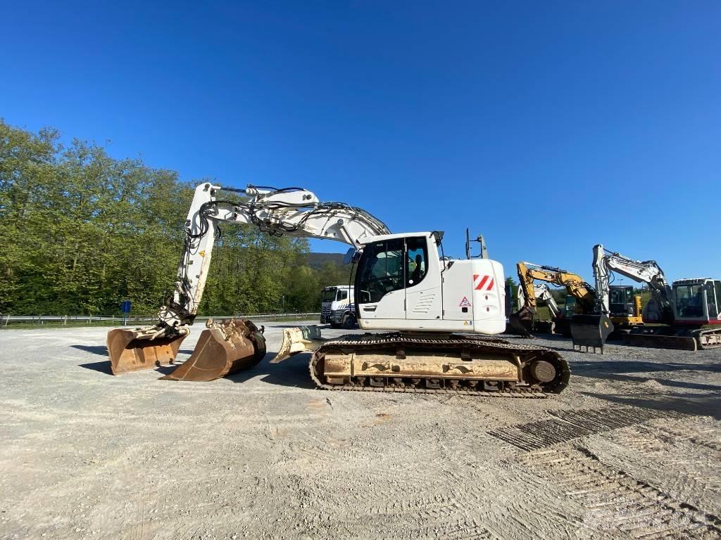 Liebherr R 926 Excavatoare pe șenile
