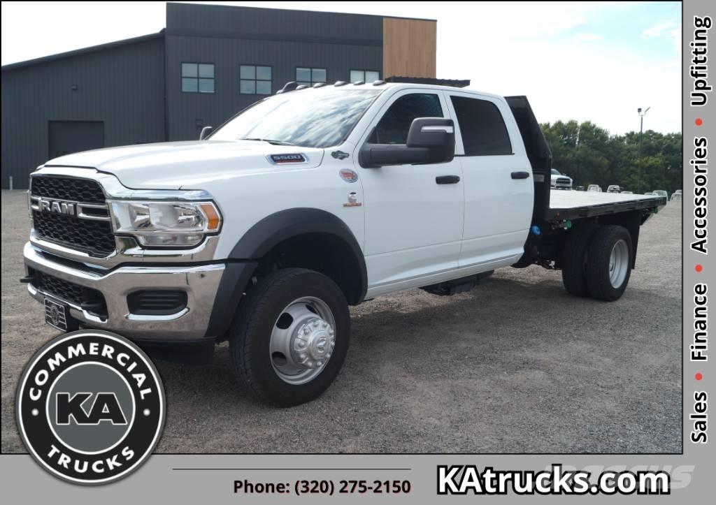 RAM 5500 TRADESMAN Camioane platforma/prelata