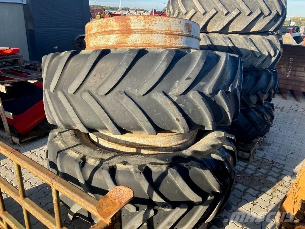 Michelin 540/65-38 Roti