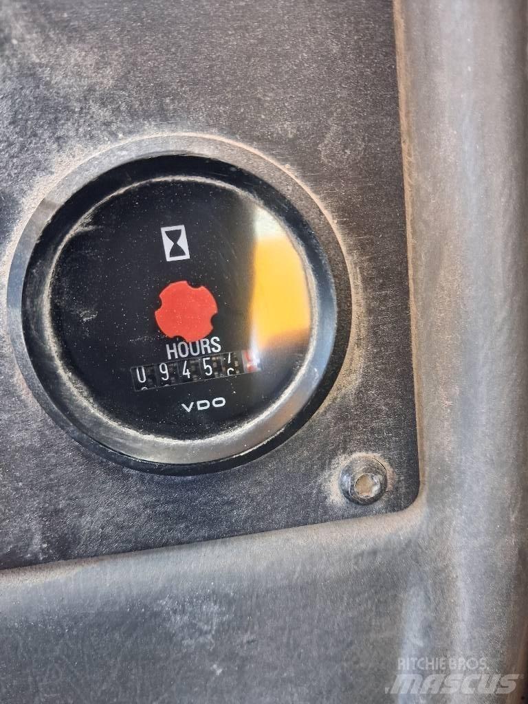 Volvo L 90 E Incarcator pe pneuri