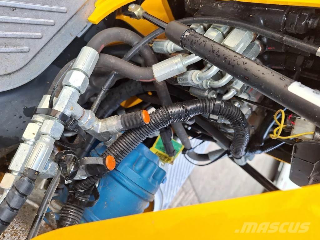 JCB 8008 CTS Mini excavatoare < 7t