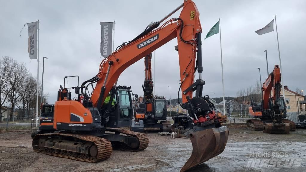 Doosan 235 LCR Excavatoare pe șenile
