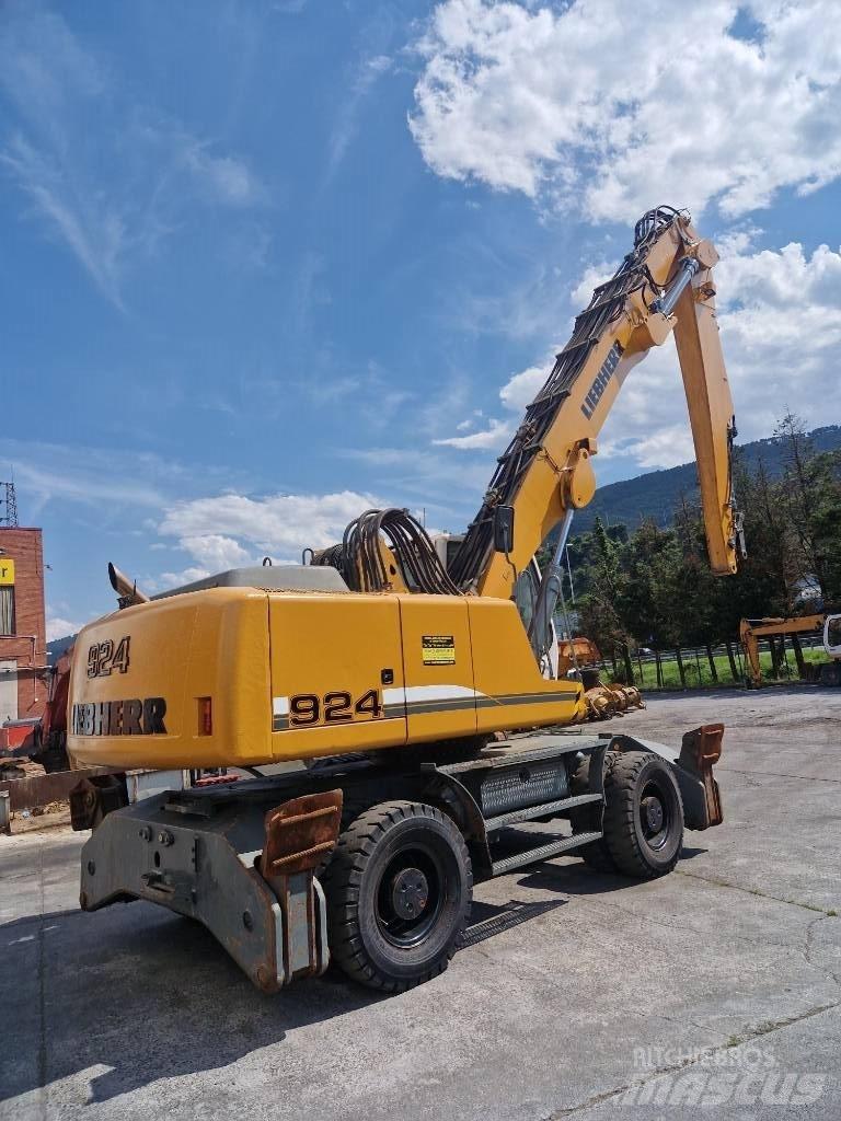 Liebherr A924C Paleta de manipulare