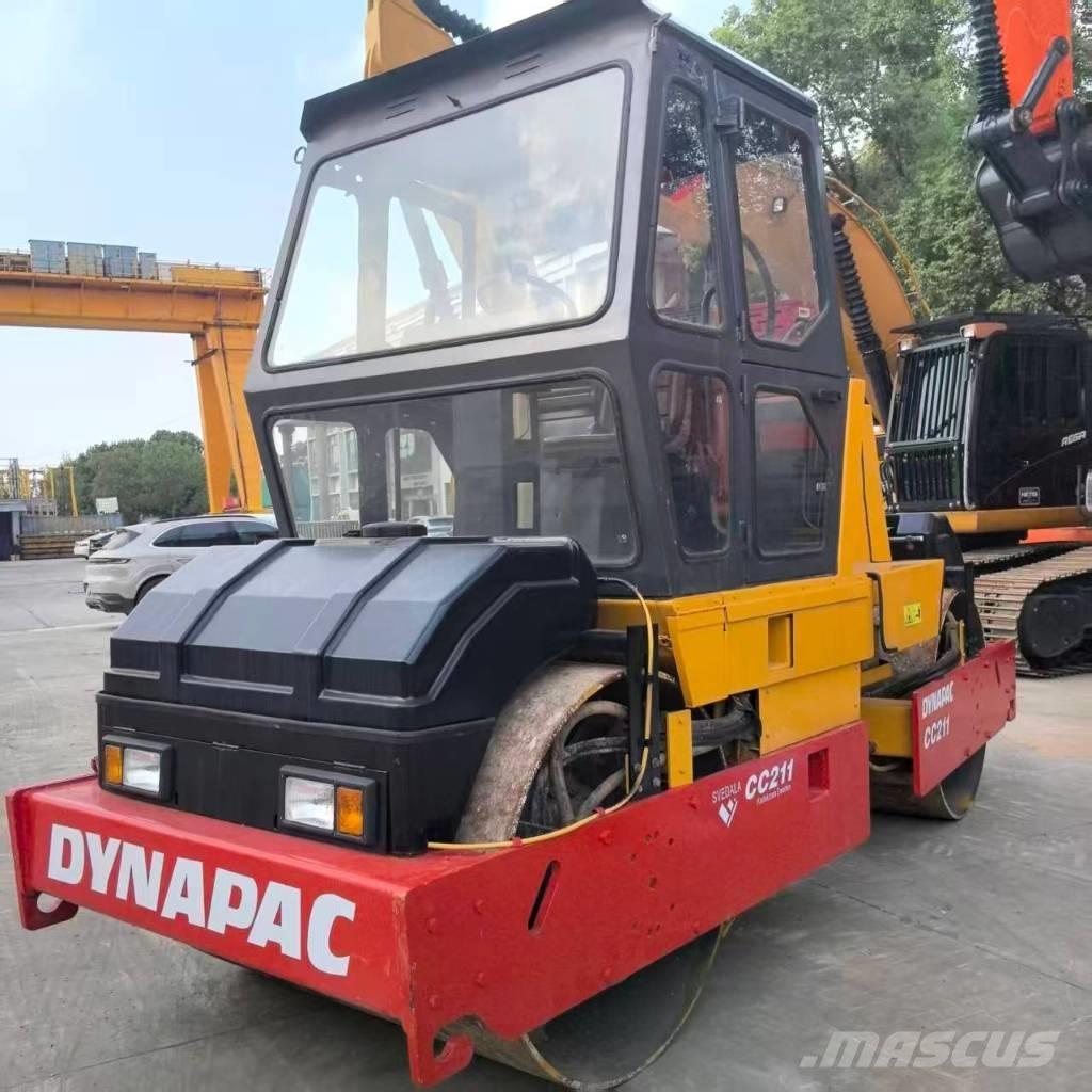 Dynapac CC 211 Compactoare monocilindrice