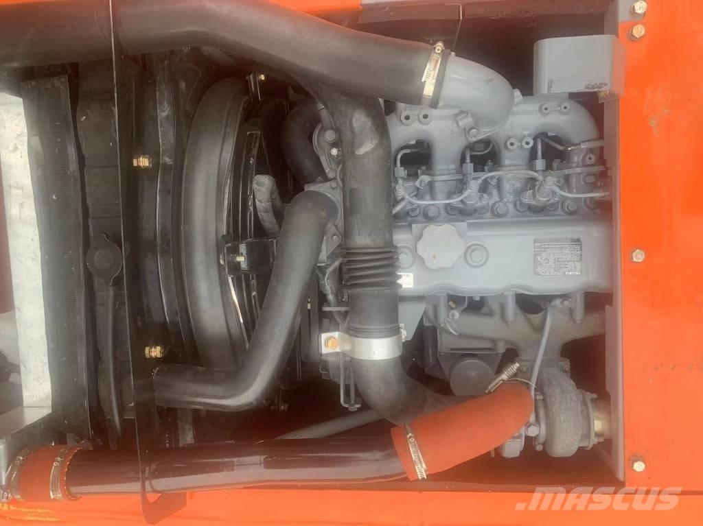Hitachi EX 120 -3 Excavatoare pe șenile
