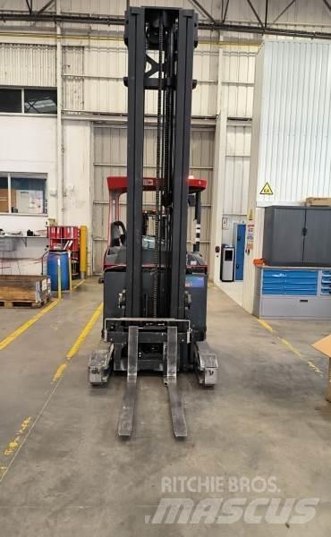 Manitou 8FBRE16 Transpaleti autopropulsanti