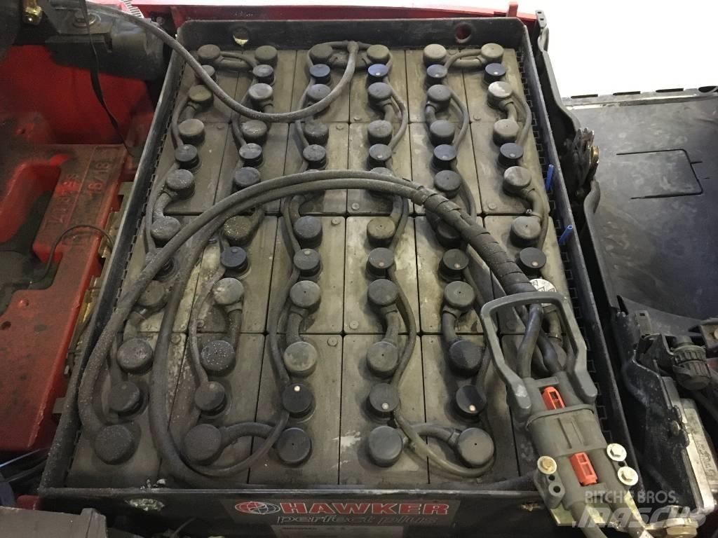 Linde E16 Stivuitor electric