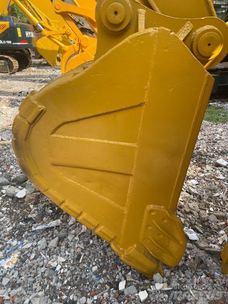 CAT 320 C L Excavatoare pe șenile
