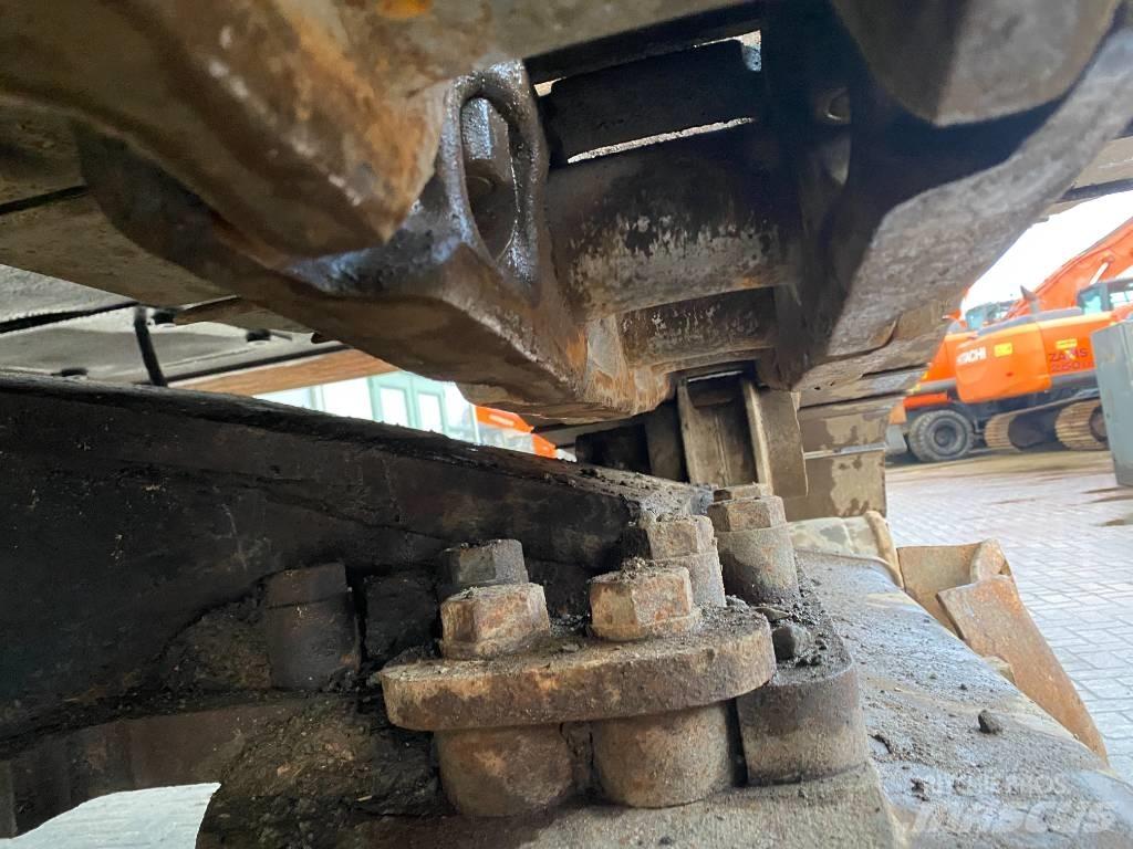 Hitachi ZX 460 Excavatoare pe șenile
