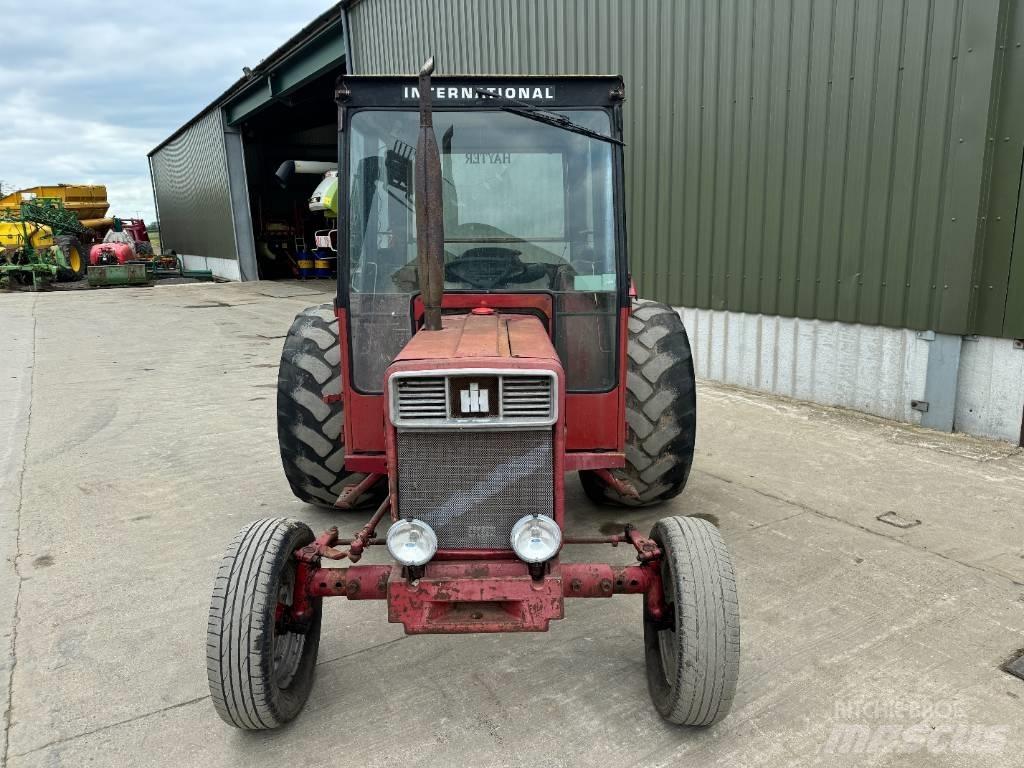 International 533 Tractoare