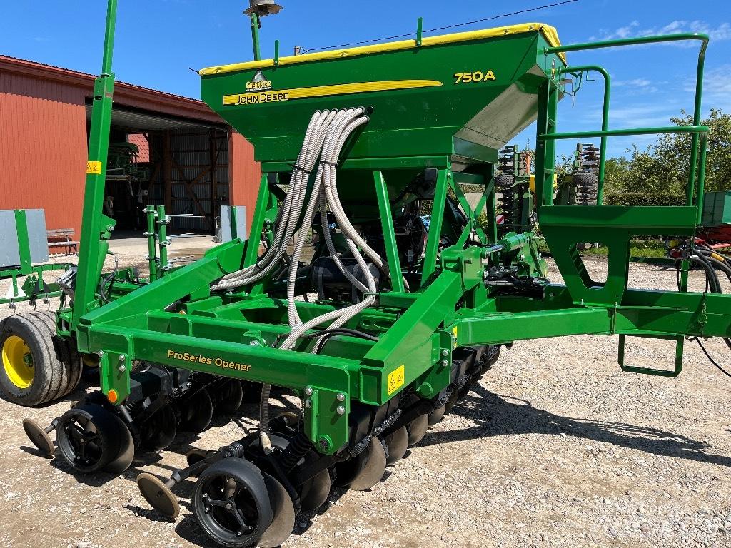 John Deere 750 A Perforatoare