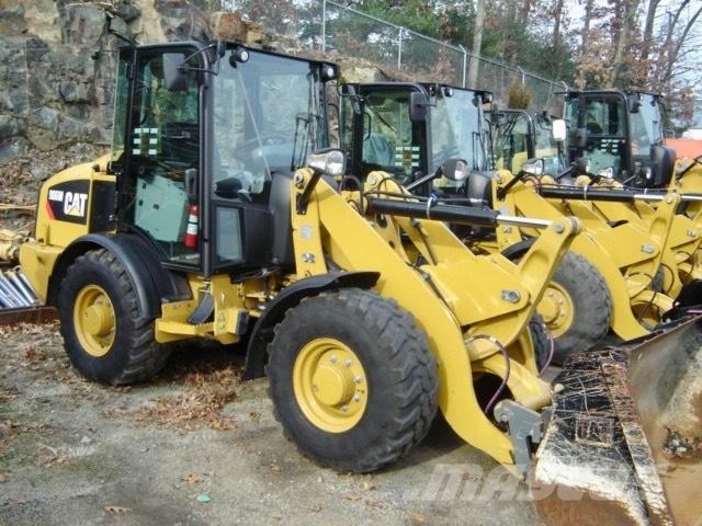 CAT 906 M Incarcator pe pneuri