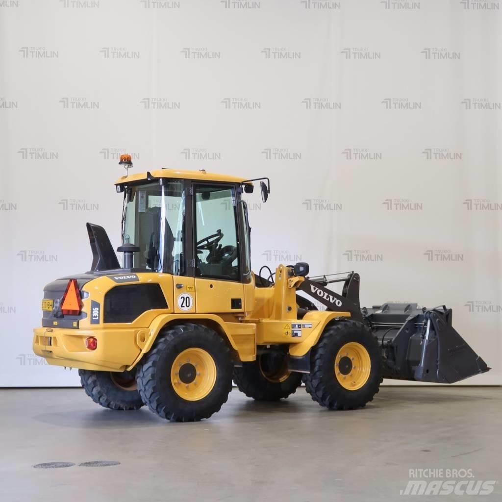 Volvo L30G Incarcator pe pneuri
