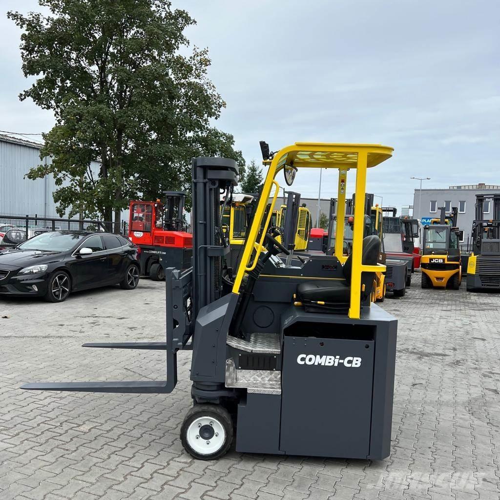 Combilift CBE 3000 Stivuitoare cu patru brate