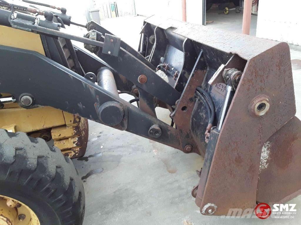 CAT 432 D Buldoexcavatoare