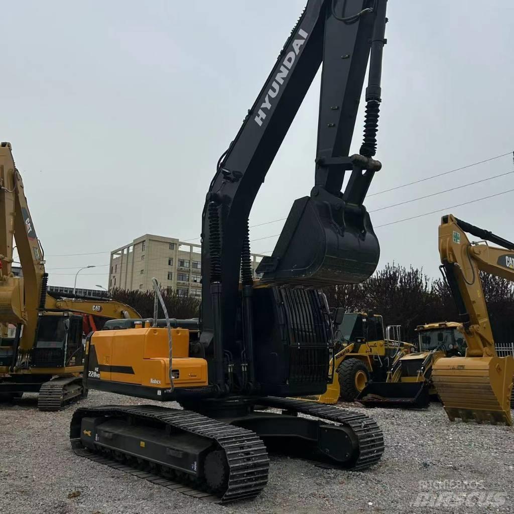 Hyundai 220VS Excavatoare pe șenile
