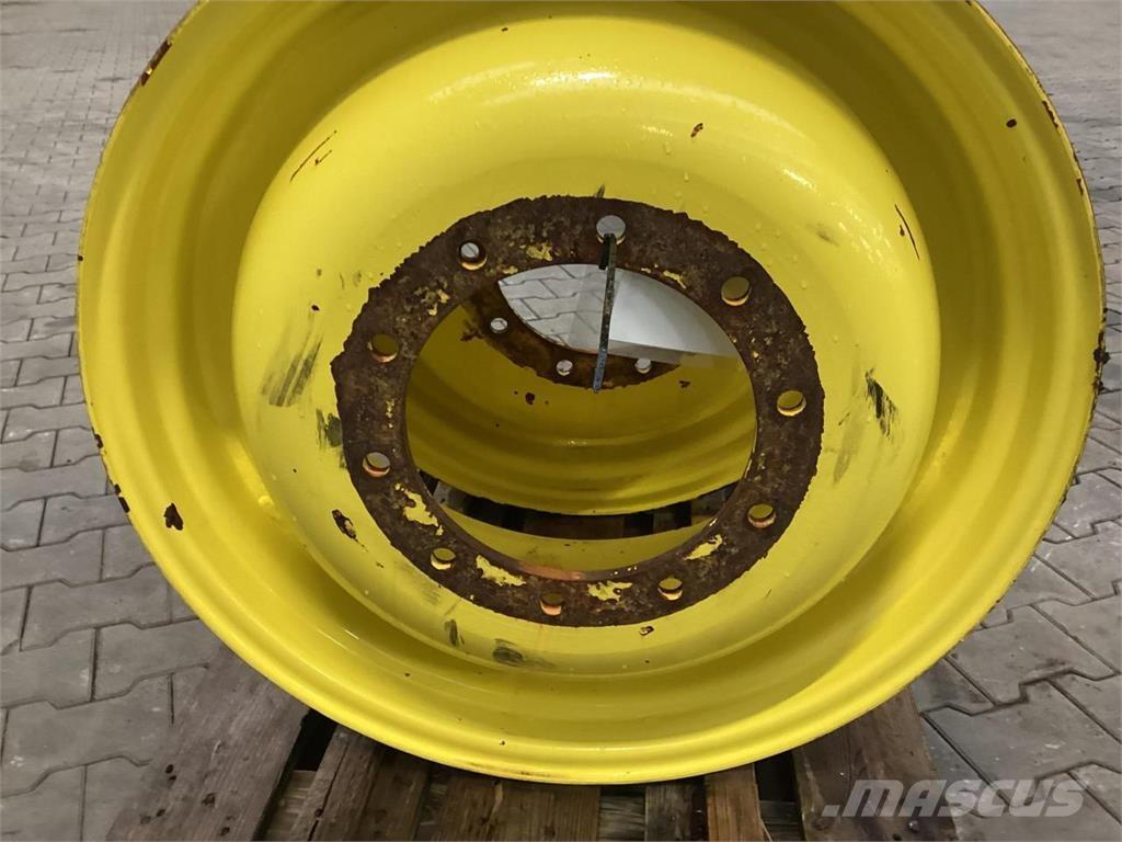 John Deere 15x30 Roti