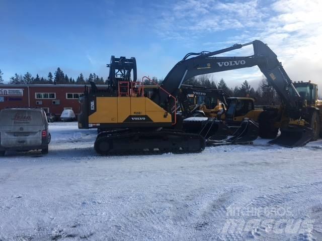 Volvo EC250EL Excavatoare pe șenile
