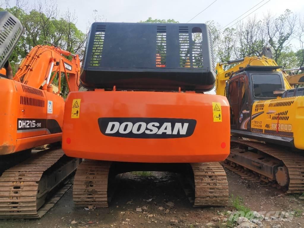 Doosan DH 215-9 Excavatoare pe șenile
