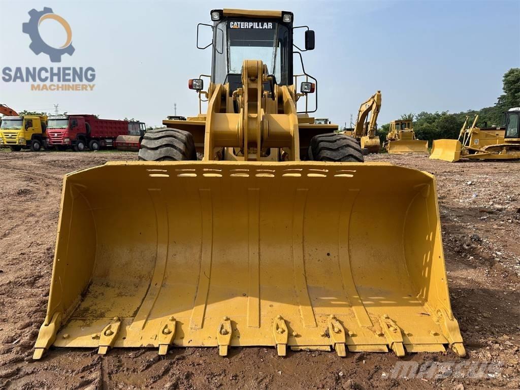 CAT 966F Incarcator pe pneuri