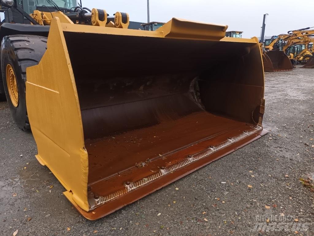 CAT 980 M Incarcator pe pneuri