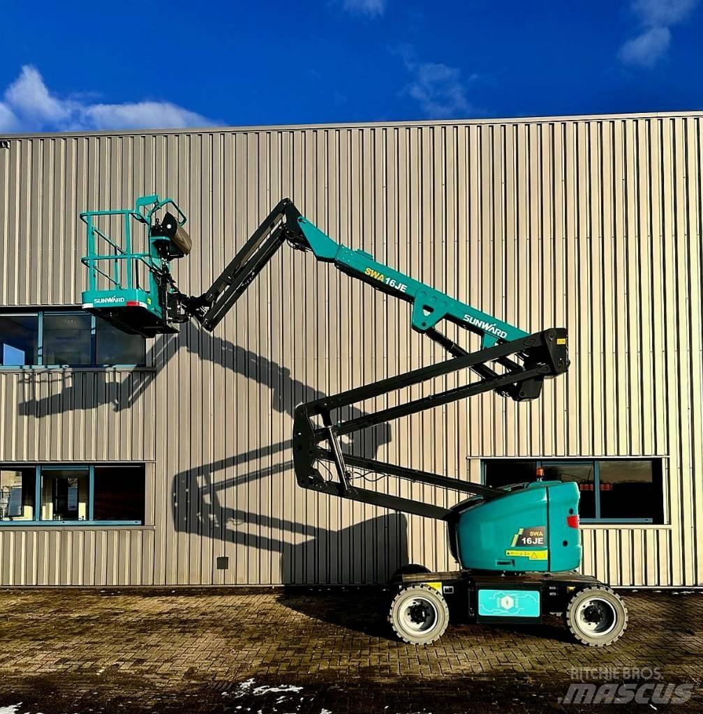 Sunward SWA16JE Nacele cu brat articulat