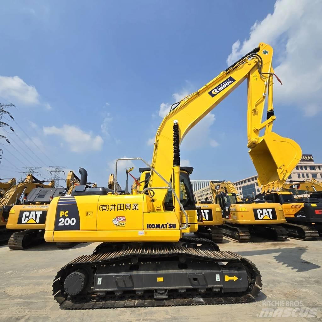 Komatsu PC 200-8 Excavatoare pe șenile
