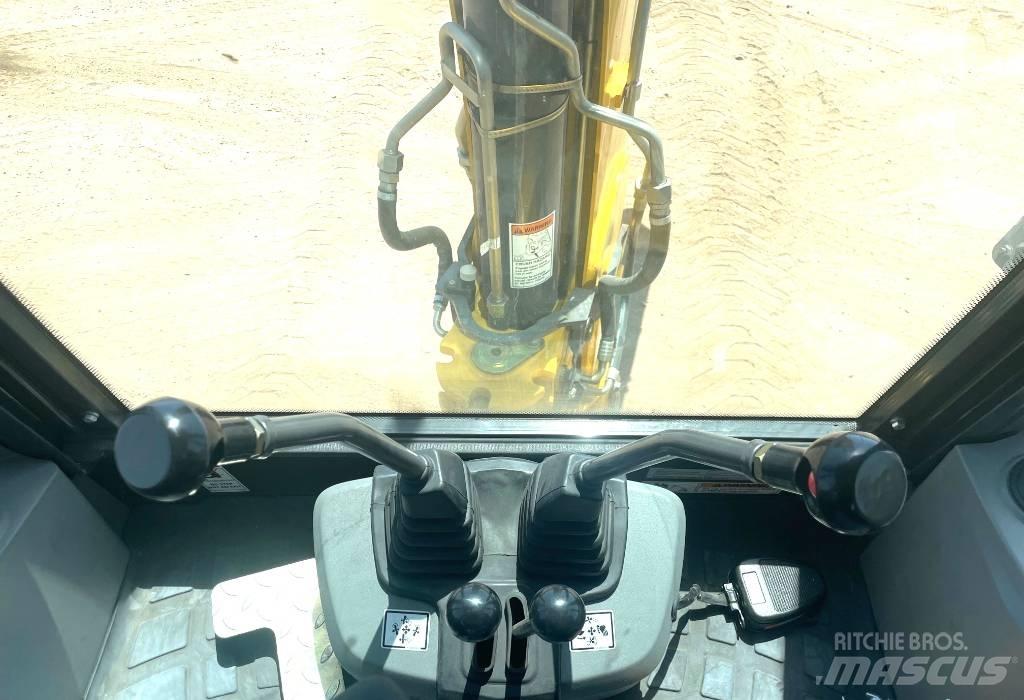 New Holland B75D Buldoexcavatoare