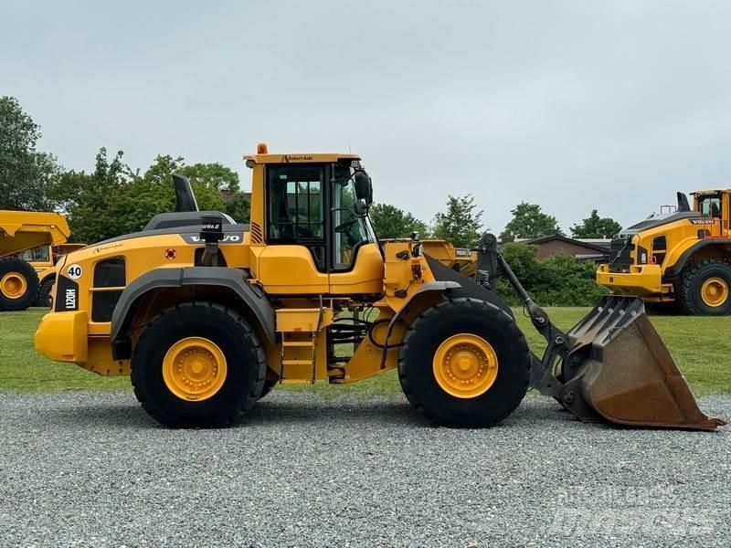 Volvo L 120 H Incarcator pe pneuri