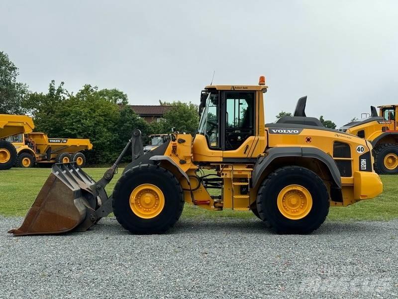 Volvo L 120 H Incarcator pe pneuri