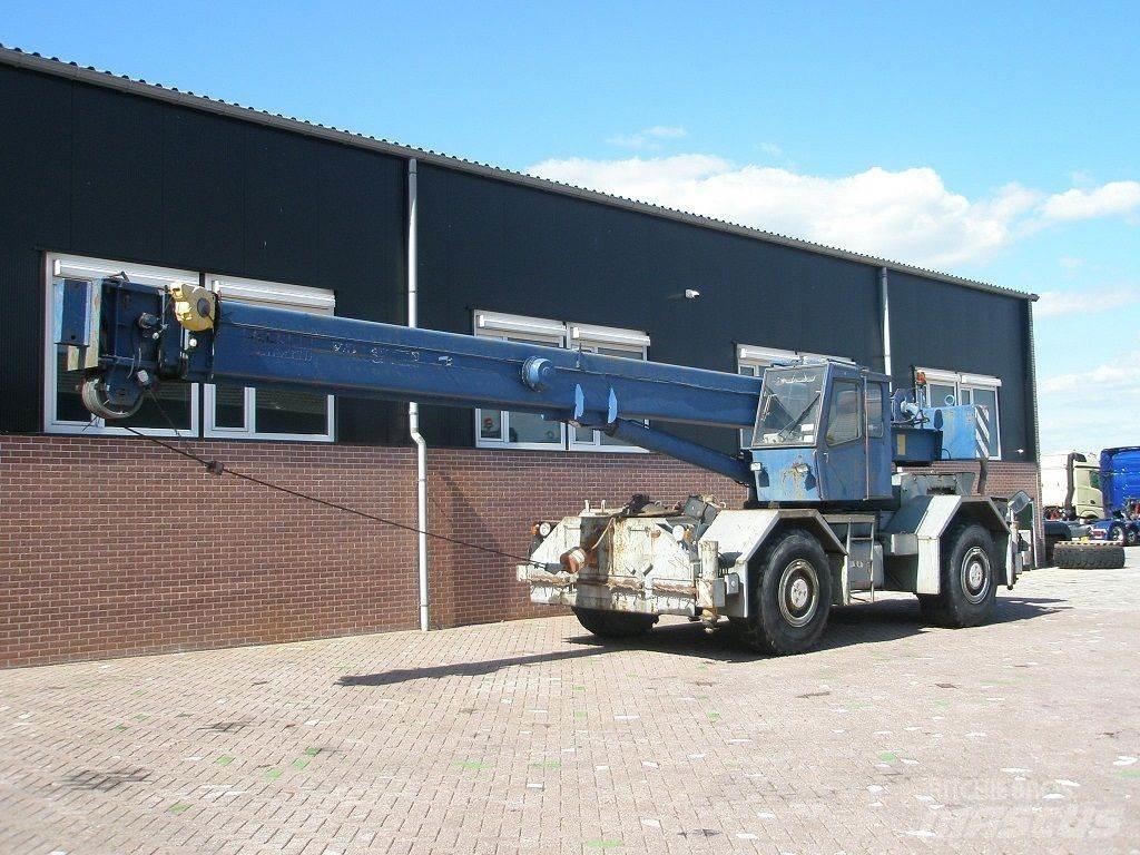 Faun RT30 Macara teren accidentat