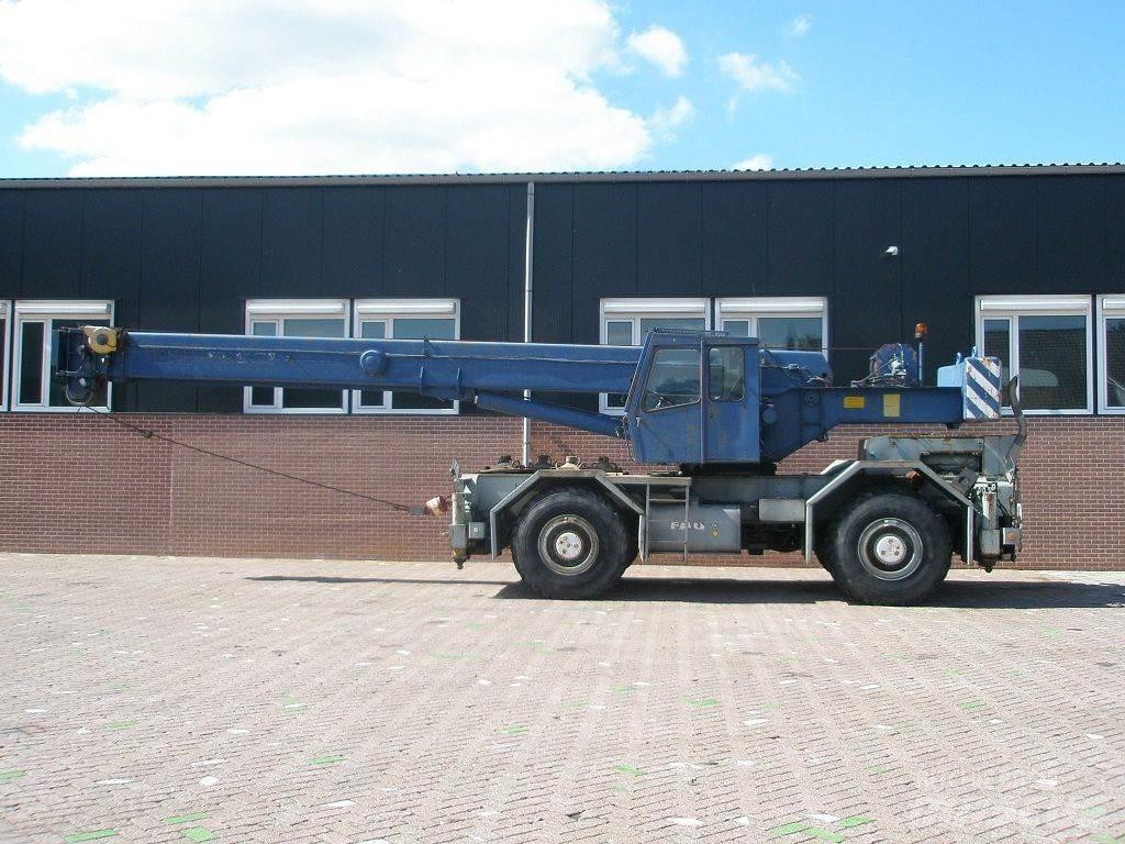 Faun RT30 Macara teren accidentat
