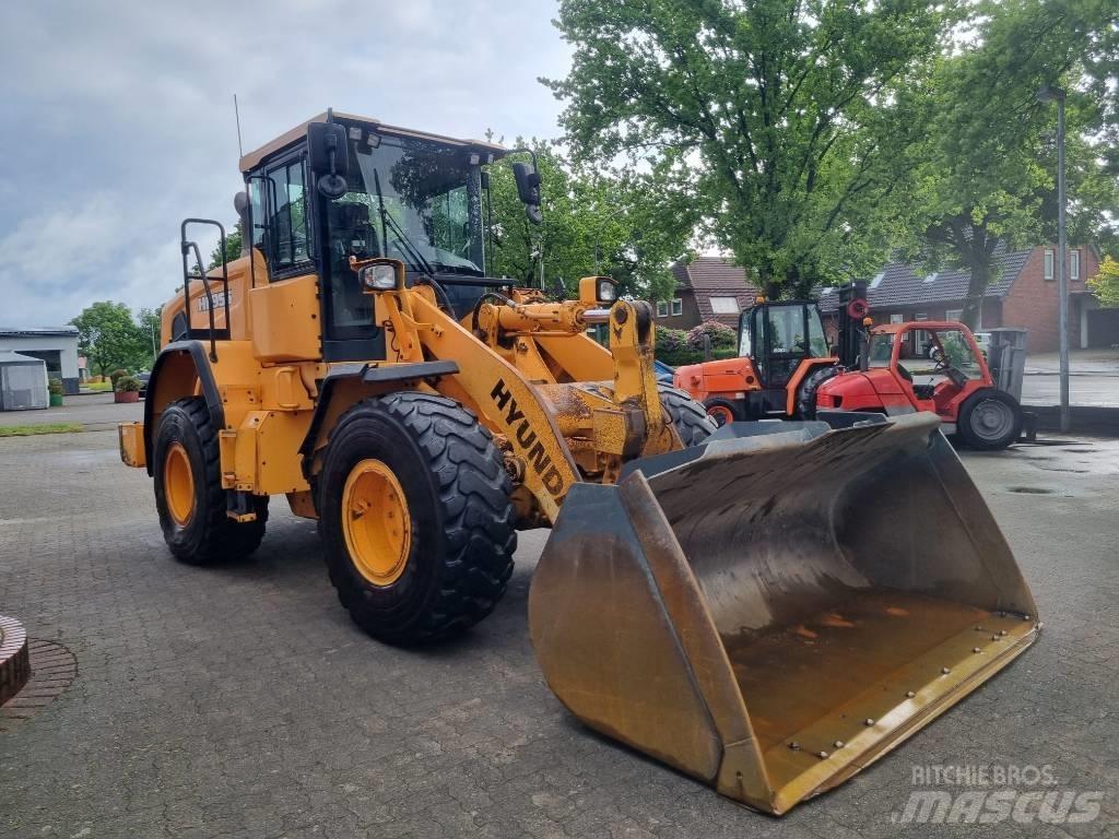 Hyundai HL 955 A Incarcator pe pneuri