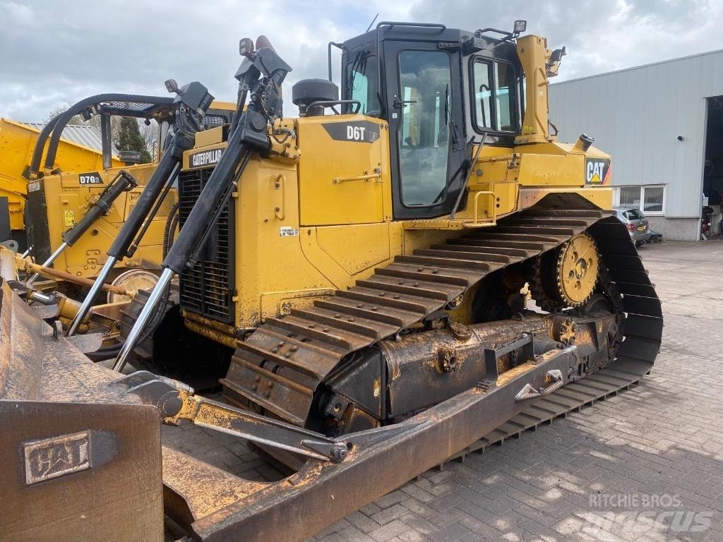 CAT D 6 T LGP Buldozere pe senile