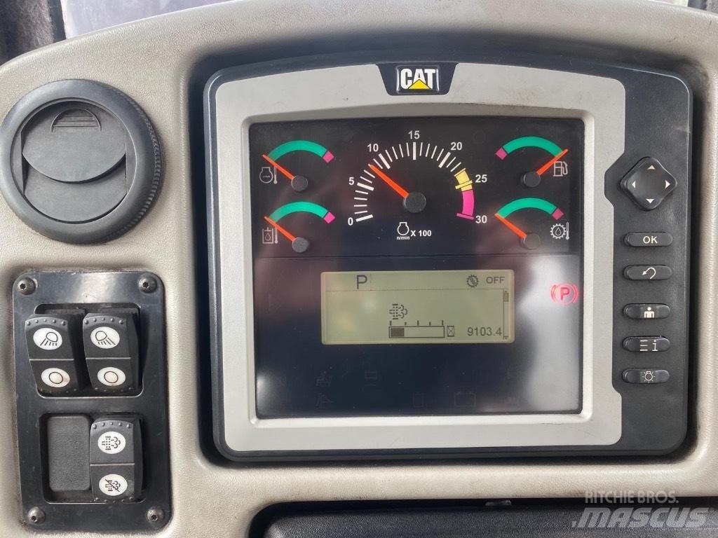 CAT D 6 T LGP Buldozere pe senile