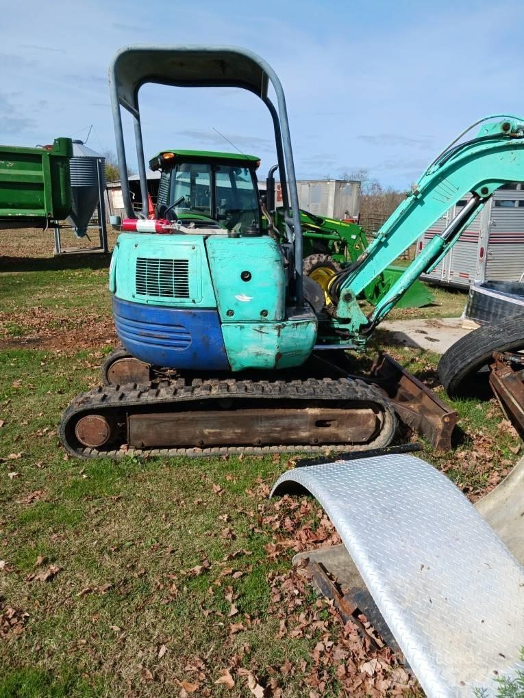IHI 30 JX Mini excavatoare < 7t