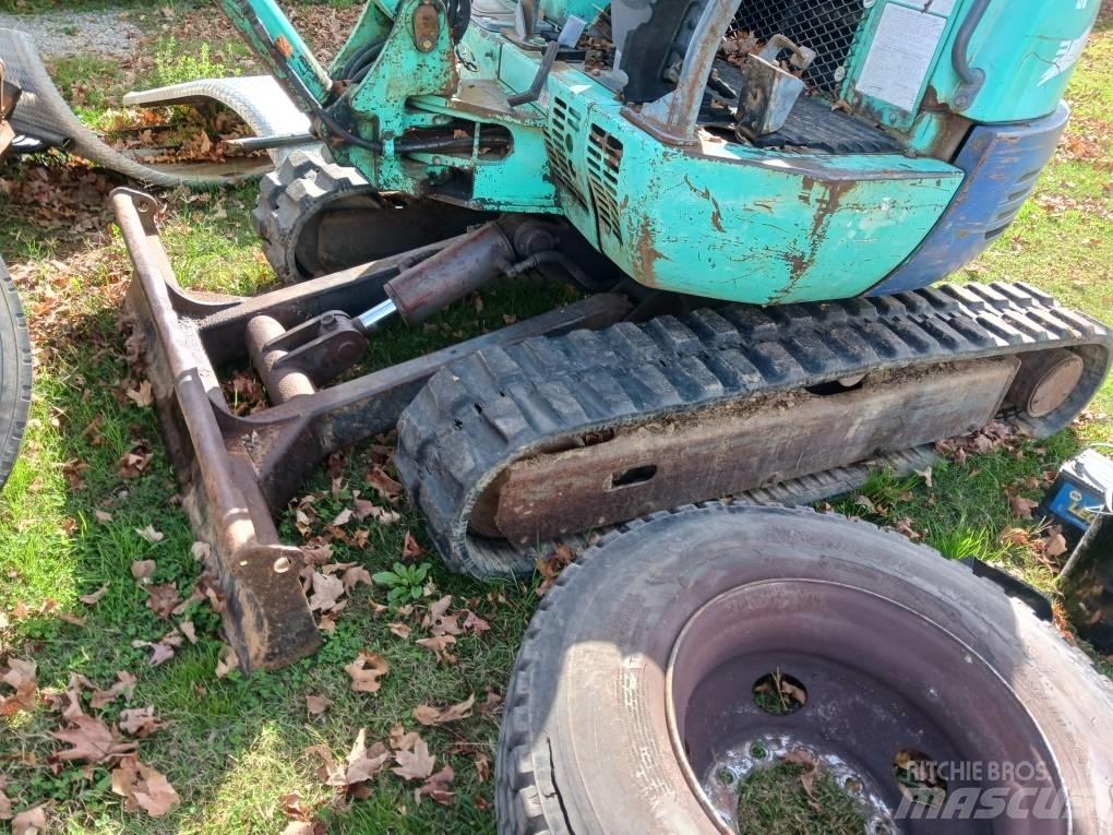 IHI 30 JX Mini excavatoare < 7t