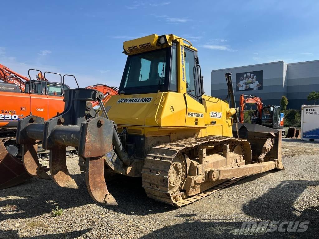 New Holland D180 Buldozere pe senile
