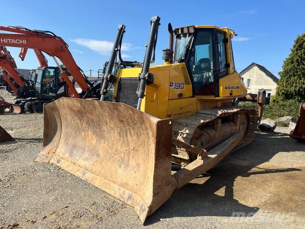 New Holland D180 Buldozere pe senile