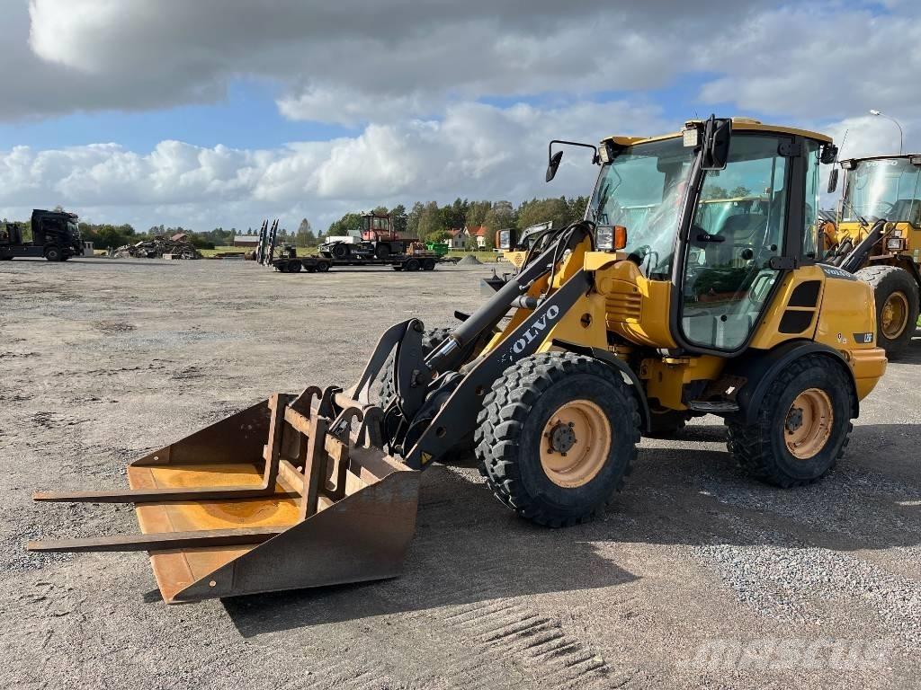 Volvo L 25 F Incarcator pe pneuri