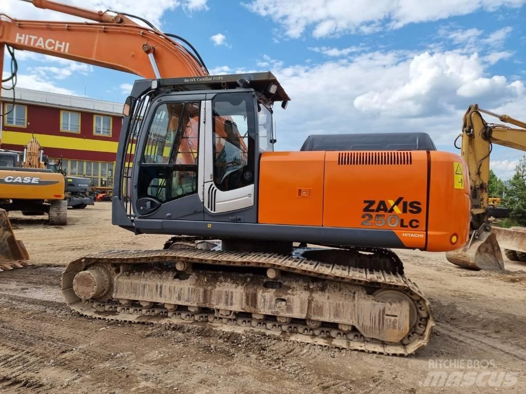 Hitachi ZX 250 LC-3 Excavatoare pe șenile
