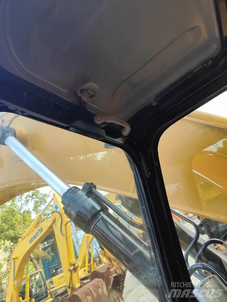 CAT 349 D2 Excavatoare pe șenile
