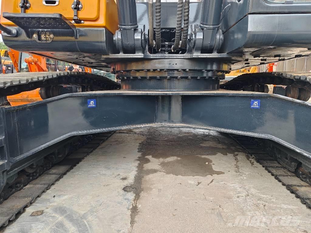 Hyundai R350LVS Excavatoare pe șenile
