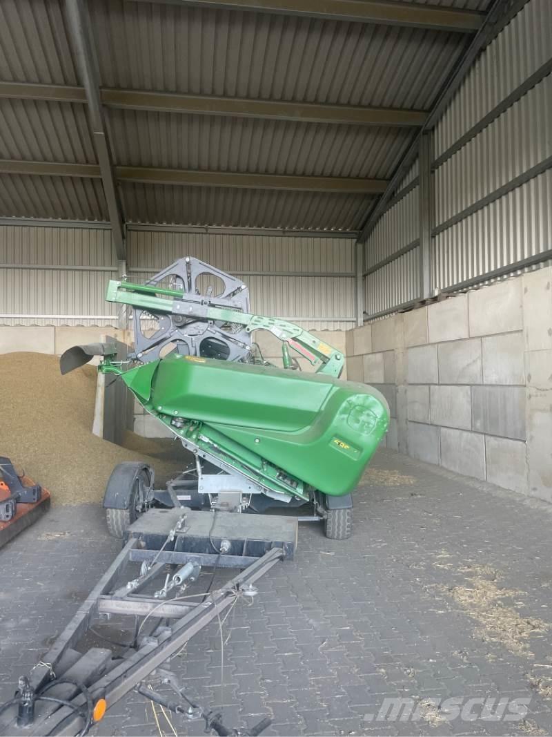 John Deere 635 X Capete pentru culegatoare