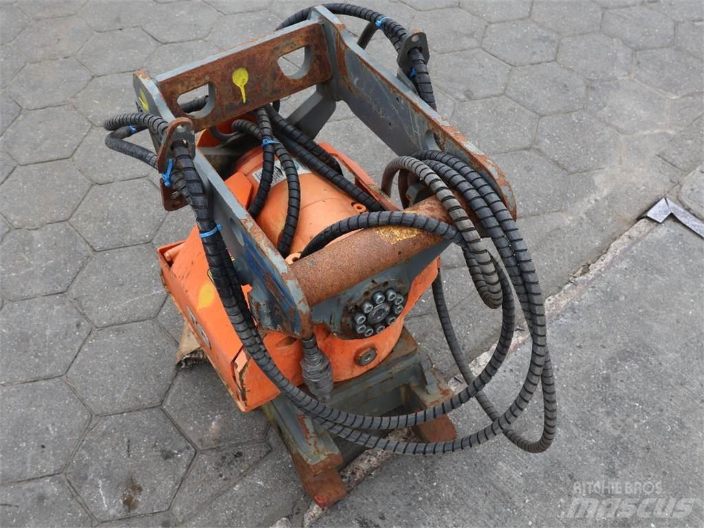  TILT ROTATOR TR07 Conectoare rapide