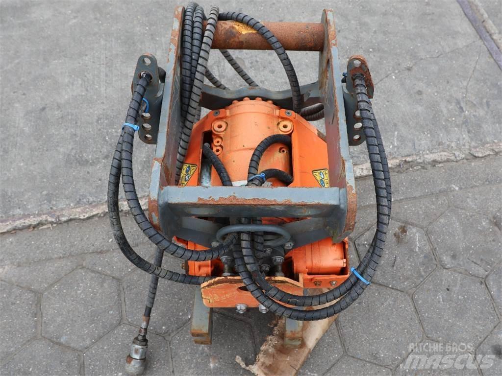  TILT ROTATOR TR07 Conectoare rapide