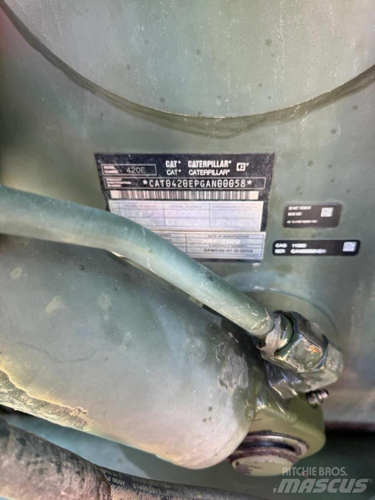 CAT 420E Buldoexcavatoare