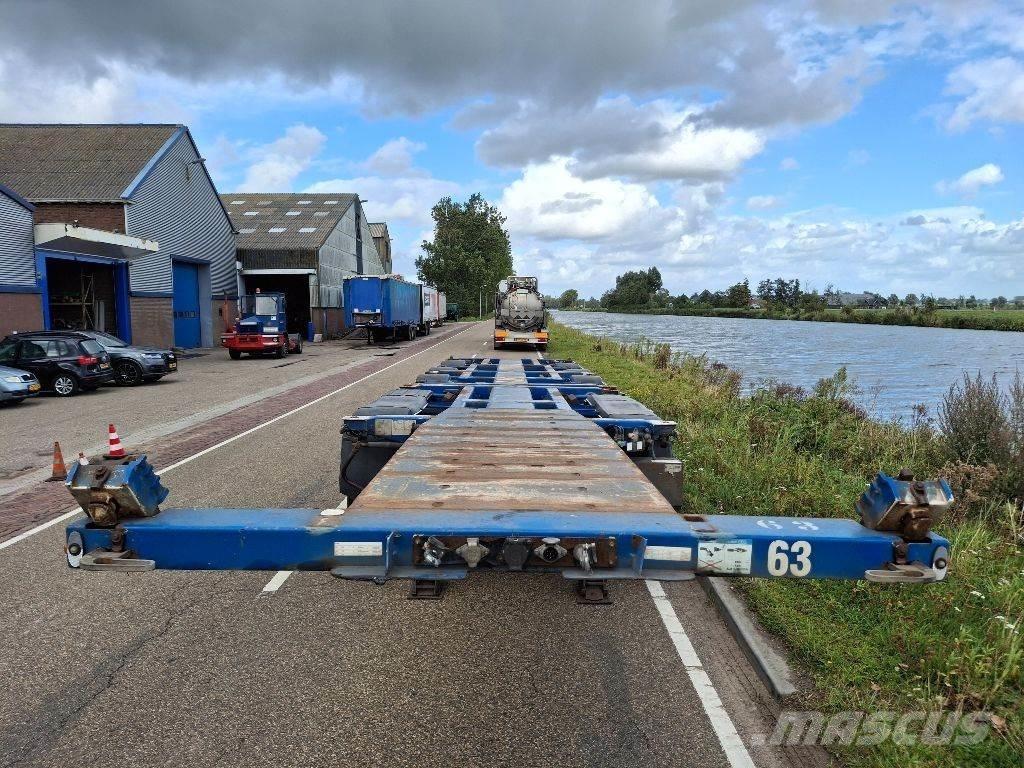 D-tec CT-35-02 Camion cu semi-remorca cu incarcator